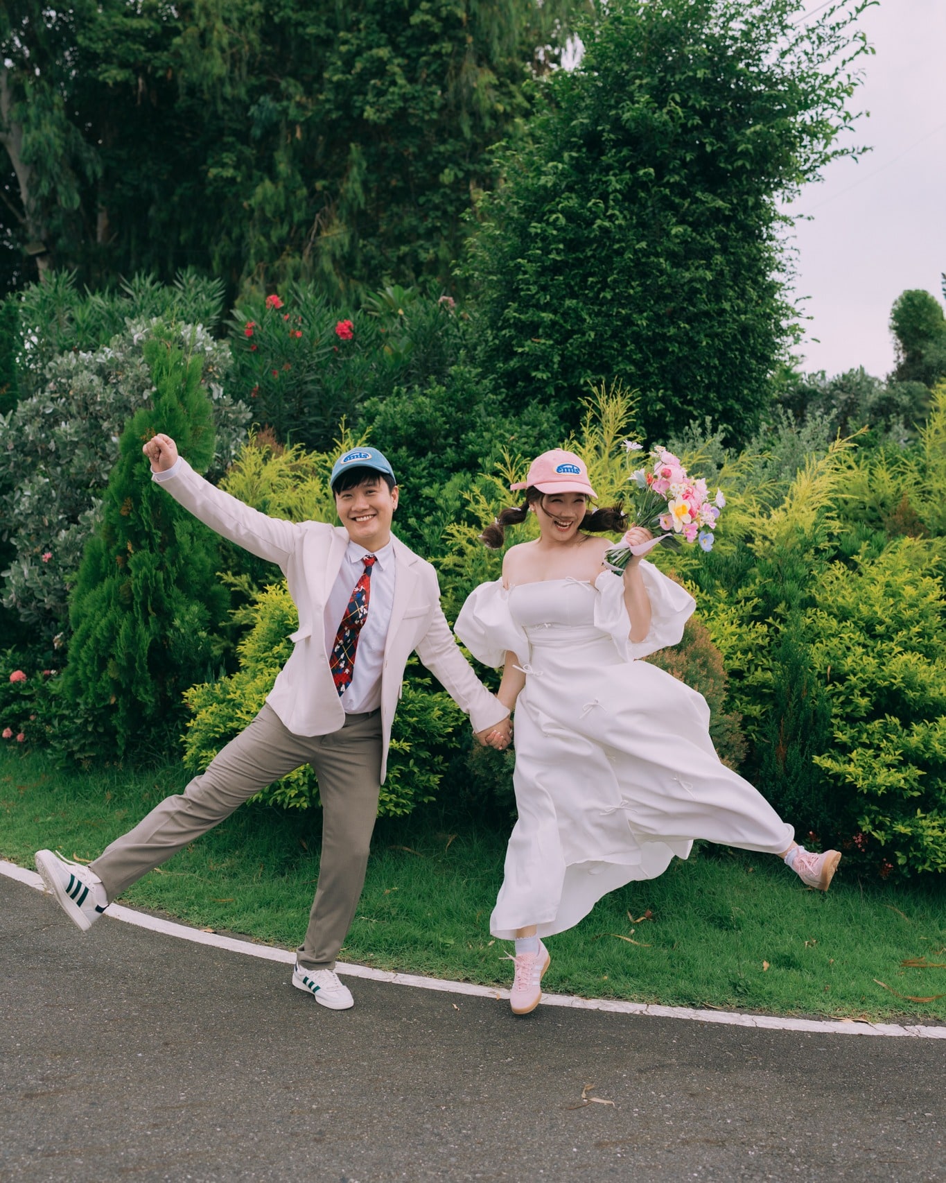 บ่าวสาวในสวน